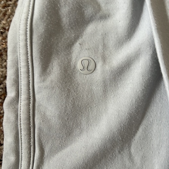 lulu lemon jogger pants - Picture 3 of 4